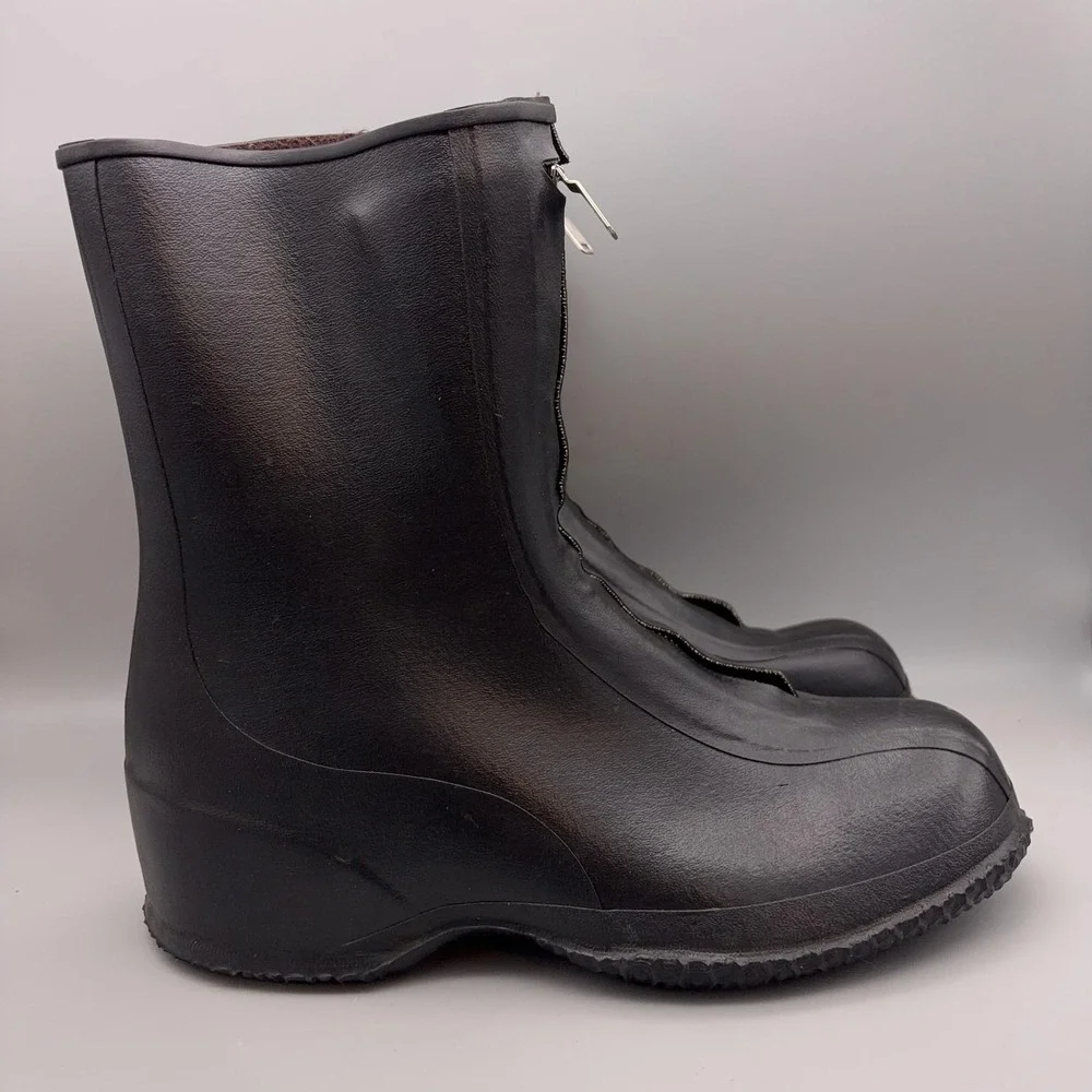 LaCrosse Boots Mens Size 10 Insulated Waterproof Rain Fulton Brogue Over Shoe